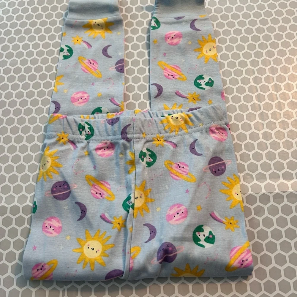 NWT Old Navy Light Blue Star Gaze Kids Pajama Set w Planet and Sun Print Size 4T
